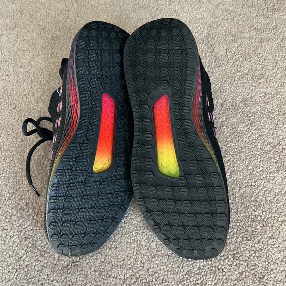 NWOT Wanted multicolored sneakers in size 6.5. So unique & cute! - Picture 5 of 8